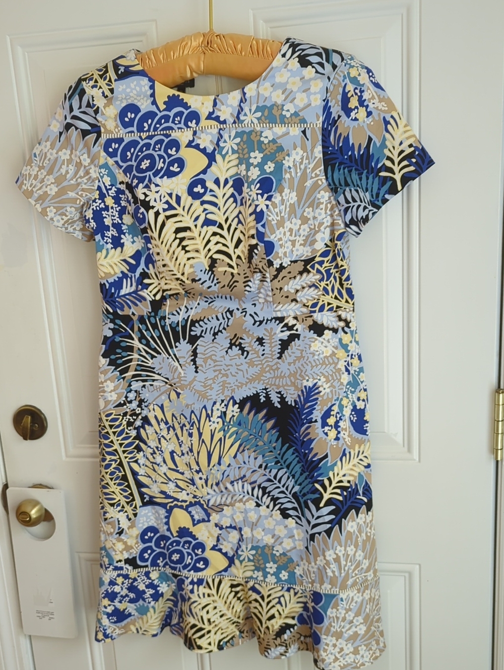 Talbots Botanical Garden Lined Sheath Dress. Size 4P